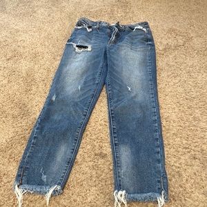 High rise mom jeans distressed. Size 24